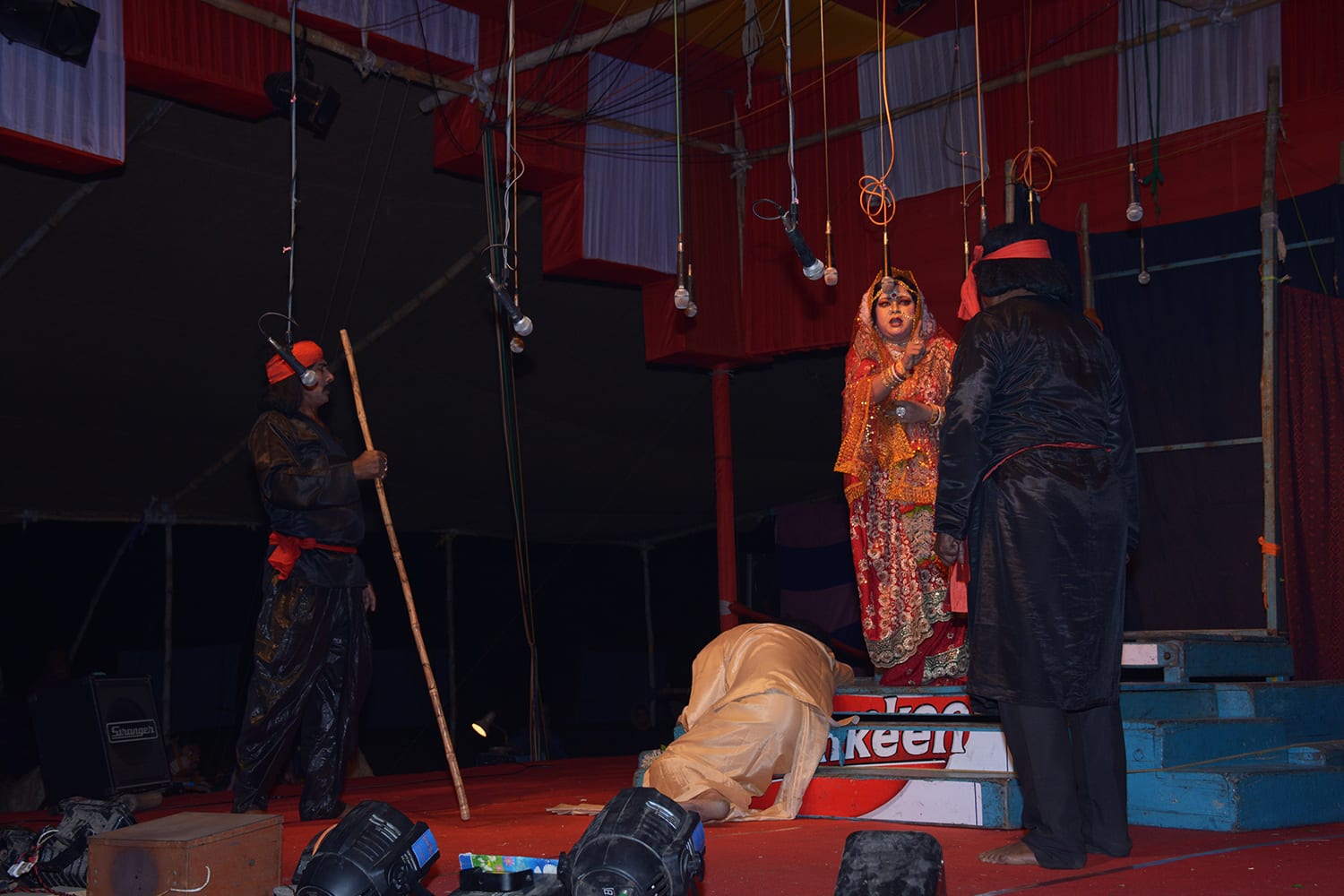 DSC_4005 copy.jpg
